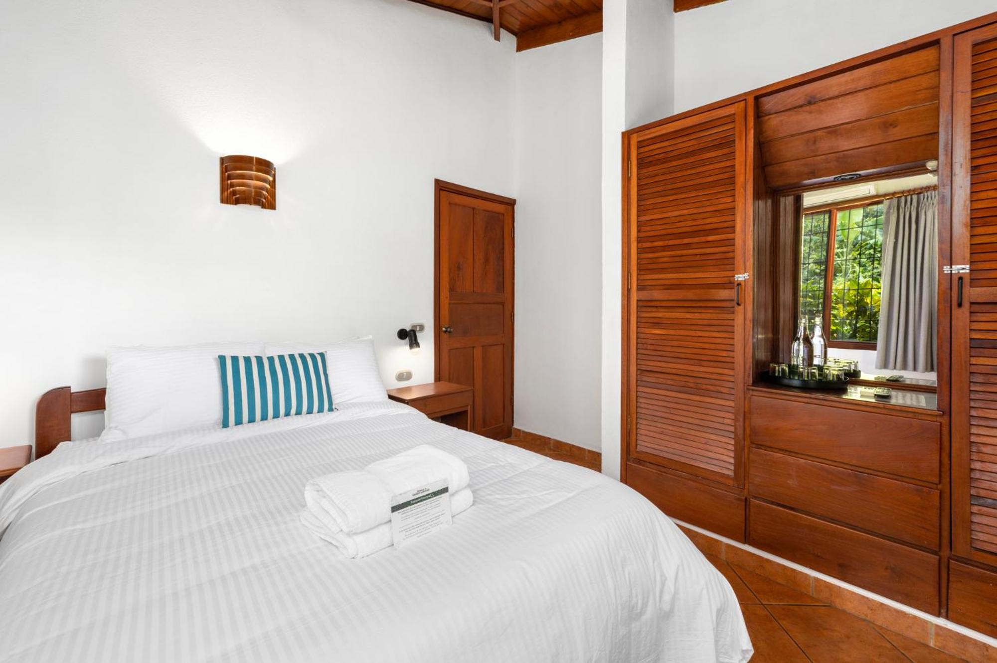 Hotel Bahia Esmeralda Potrero  Bagian luar foto